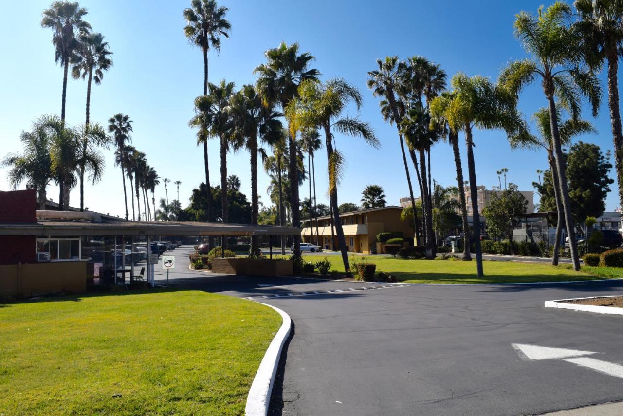 Hotel Palmeras Chula Vista Exterior photo